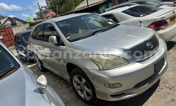 Buy Used Toyota Harrier Silver Car in Dar es Salaam in Dar es Salaam Buy Used Toyota Harrier Silver Car in Dar es Salaam in Dar es Salaam
