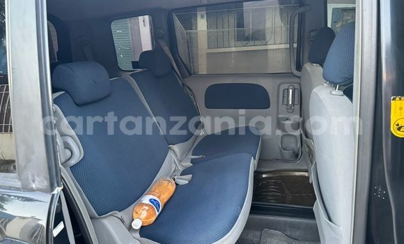 Buy Used Toyota Sienta Black Car in Dar es Salaam in Dar es Salaam Buy Used Toyota Sienta Black Car in Dar es Salaam in Dar es Salaam