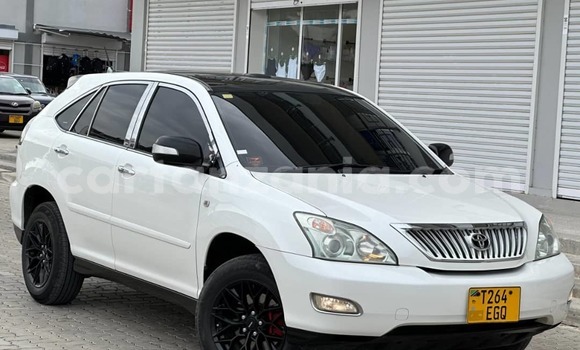 Buy Used Toyota Harrier White Car in Dar es Salaam in Dar es Salaam