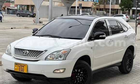 Buy Used Toyota Harrier White Car in Dar es Salaam in Dar es Salaam Buy Used Toyota Harrier White Car in Dar es Salaam in Dar es Salaam