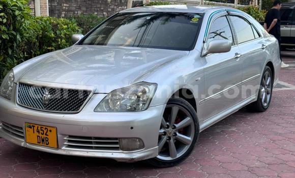 Buy Used Toyota Crown Silver Car in Dar es Salaam in Dar es Salaam Buy Used Toyota Crown Silver Car in Dar es Salaam in Dar es Salaam