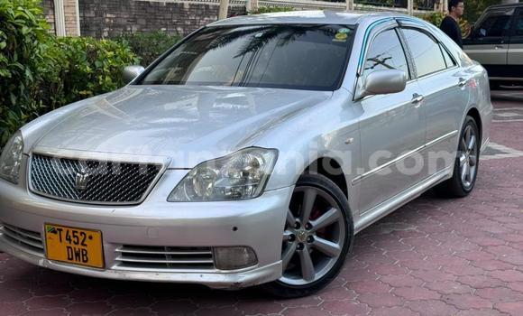 Buy Used Toyota Crown Silver Car in Dar es Salaam in Dar es Salaam Buy Used Toyota Crown Silver Car in Dar es Salaam in Dar es Salaam