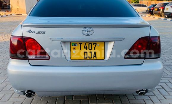 Buy Used Toyota Crown Silver Car in Dar es Salaam in Dar es Salaam Buy Used Toyota Crown Silver Car in Dar es Salaam in Dar es Salaam