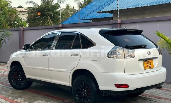 Nunua Ilio tumika Toyota Harrier Nyeupe Gari ndani ya Dar es Salaam nchini Dar es Salaam Nunua Ilio tumika Toyota Harrier Nyeupe Gari ndani ya Dar es Salaam nchini Dar es Salaam