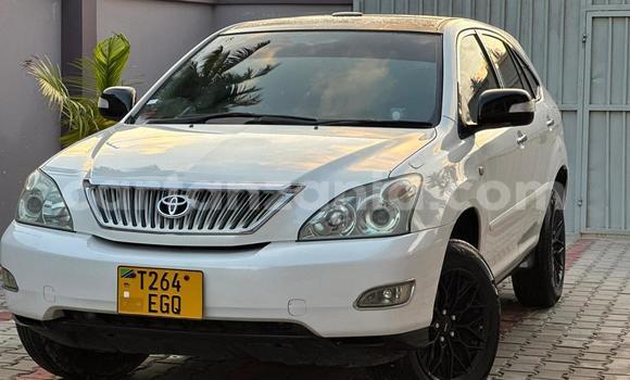 Nunua Ilio tumika Toyota Harrier Nyeupe Gari ndani ya Dar es Salaam nchini Dar es Salaam Nunua Ilio tumika Toyota Harrier Nyeupe Gari ndani ya Dar es Salaam nchini Dar es Salaam