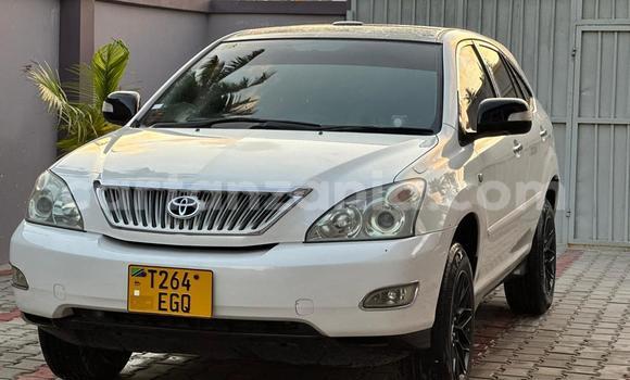Nunua Ilio tumika Toyota Harrier Nyeupe Gari ndani ya Dar es Salaam nchini Dar es Salaam Nunua Ilio tumika Toyota Harrier Nyeupe Gari ndani ya Dar es Salaam nchini Dar es Salaam