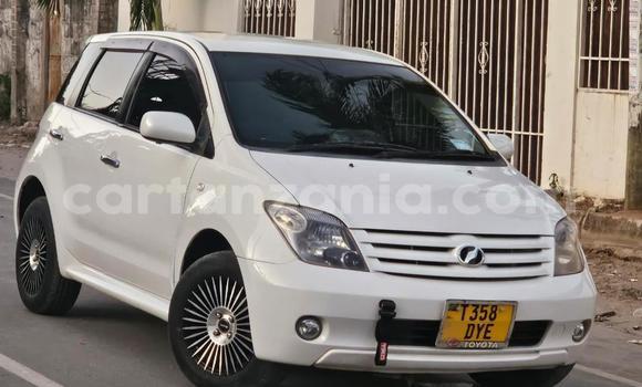 Nunua Ilio tumika Toyota IST Nyeupe Gari ndani ya Dar es Salaam nchini Dar es Salaam Nunua Ilio tumika Toyota IST Nyeupe Gari ndani ya Dar es Salaam nchini Dar es Salaam