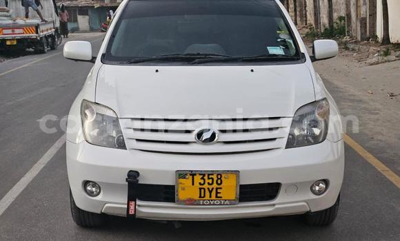 Nunua Ilio tumika Toyota IST Nyeupe Gari ndani ya Dar es Salaam nchini Dar es Salaam Nunua Ilio tumika Toyota IST Nyeupe Gari ndani ya Dar es Salaam nchini Dar es Salaam
