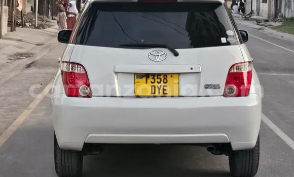 Nunua Ilio tumika Toyota IST Nyeupe Gari ndani ya Dar es Salaam nchini Dar es Salaam Nunua Ilio tumika Toyota IST Nyeupe Gari ndani ya Dar es Salaam nchini Dar es Salaam