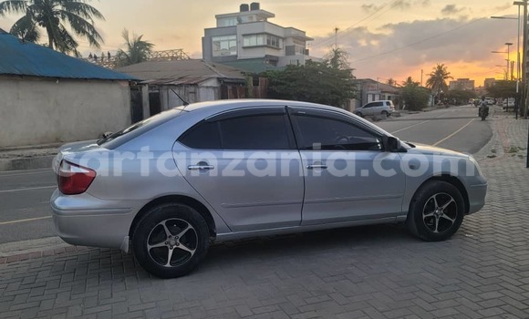 Nunua Ilio tumika Toyota Premio Fedha Gari ndani ya Dar es Salaam nchini Dar es Salaam