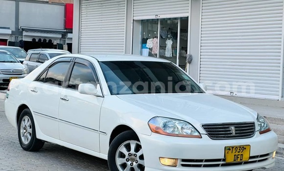 Buy Used Toyota Mark II Silver Car in Dar es Salaam in Dar es Salaam