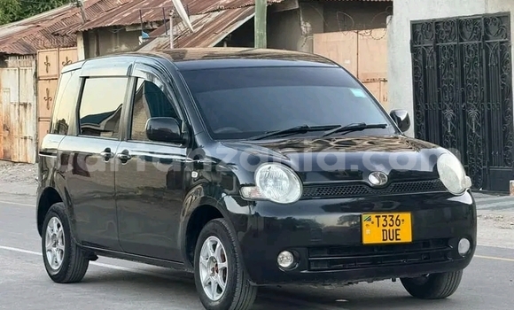 Buy Used Toyota Sienta Black Car in Dar es Salaam in Dar es Salaam