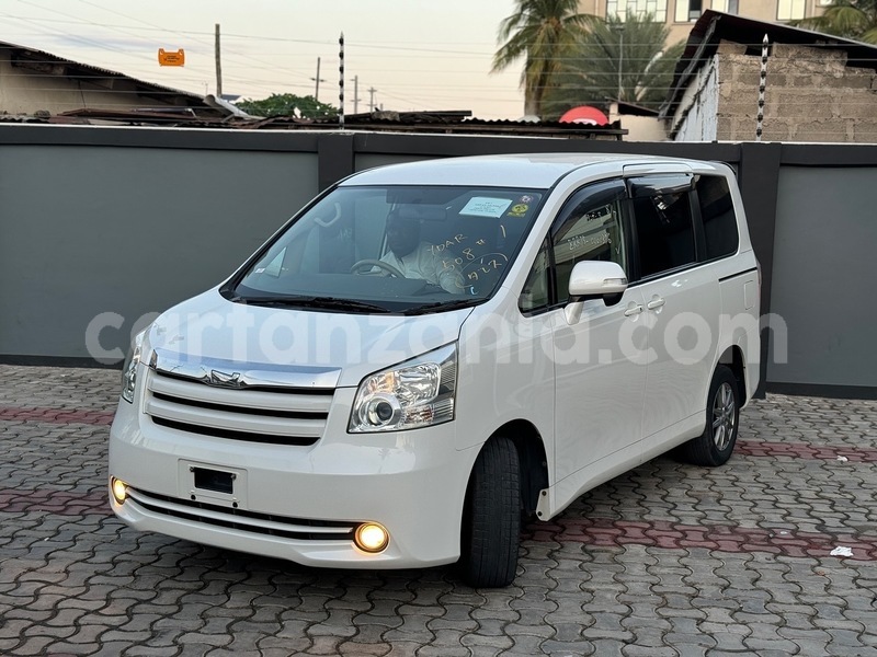 Big with watermark toyota noah dar es salaam dar es salaam 23762