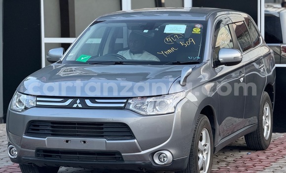 Nunua Mpya Mitsubishi Outlander Nyingine Gari ndani ya Dar es Salaam nchini Dar es Salaam