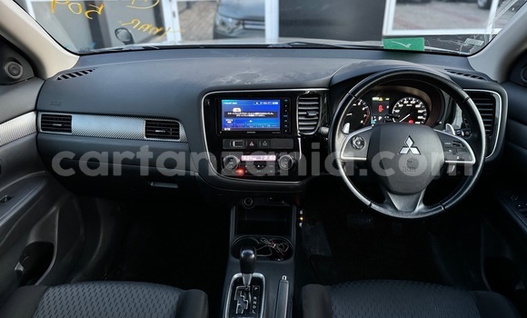 Nunua Mpya Mitsubishi Outlander Nyingine Gari ndani ya Dar es Salaam nchini Dar es Salaam Nunua Mpya Mitsubishi Outlander Nyingine Gari ndani ya Dar es Salaam nchini Dar es Salaam