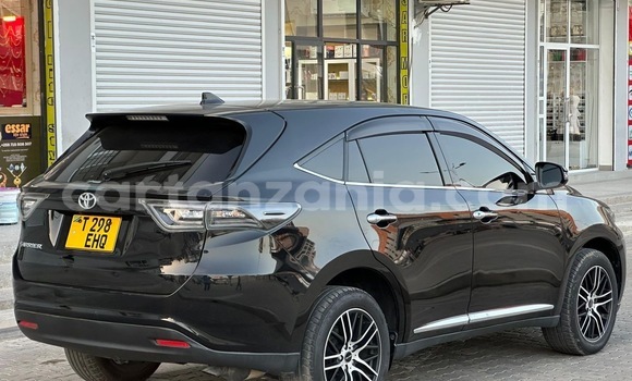 Nunua Ilio tumika Toyota Harrier Nyeusi Gari ndani ya Dar es Salaam nchini Dar es Salaam Nunua Ilio tumika Toyota Harrier Nyeusi Gari ndani ya Dar es Salaam nchini Dar es Salaam