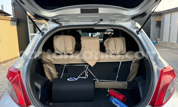 Buy Used Toyota Vitz Silver Car in Dar es Salaam in Dar es Salaam Buy Used Toyota Vitz Silver Car in Dar es Salaam in Dar es Salaam