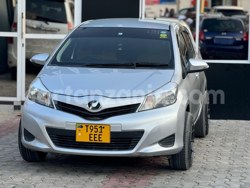 Big with watermark toyota vitz dar es salaam dar es salaam 23772