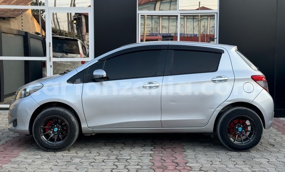 Buy Used Toyota Vitz Silver Car in Dar es Salaam in Dar es Salaam Buy Used Toyota Vitz Silver Car in Dar es Salaam in Dar es Salaam