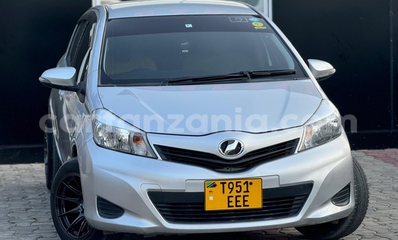 Buy Used Toyota Vitz Silver Car in Dar es Salaam in Dar es Salaam Buy Used Toyota Vitz Silver Car in Dar es Salaam in Dar es Salaam