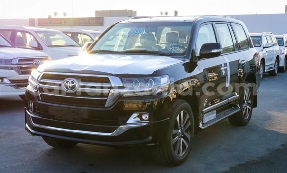 Nunua Imported Toyota Land Cruiser Nyeusi Gari ndani ya Import - Dubai nchini Arusha Nunua Imported Toyota Land Cruiser Nyeusi Gari ndani ya Import - Dubai nchini Arusha