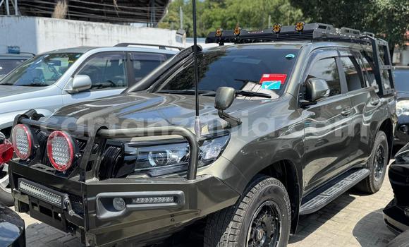 Buy Import Toyota Land Cruiser Prado Green Car in Dar es Salaam in Dar es Salaam Buy Import Toyota Land Cruiser Prado Green Car in Dar es Salaam in Dar es Salaam