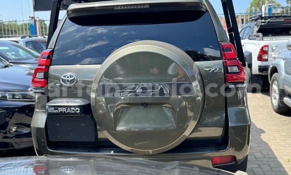 Buy Import Toyota Land Cruiser Prado Green Car in Dar es Salaam in Dar es Salaam Buy Import Toyota Land Cruiser Prado Green Car in Dar es Salaam in Dar es Salaam