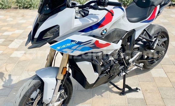 Buy Used BMW S 1000 White Bike in Arusha in Arusha Buy Used BMW S 1000 White Bike in Arusha in Arusha