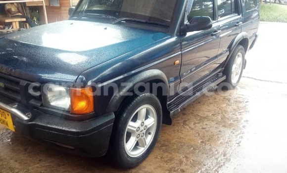 Buy Used Land Rover Discovery Blue Car in Dar es Salaam in Dar es Salaam