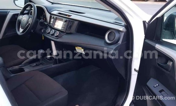 Nunua Imported Toyota RAV4 Nyeupe Gari ndani ya Import - Dubai nchini Arusha Nunua Imported Toyota RAV4 Nyeupe Gari ndani ya Import - Dubai nchini Arusha