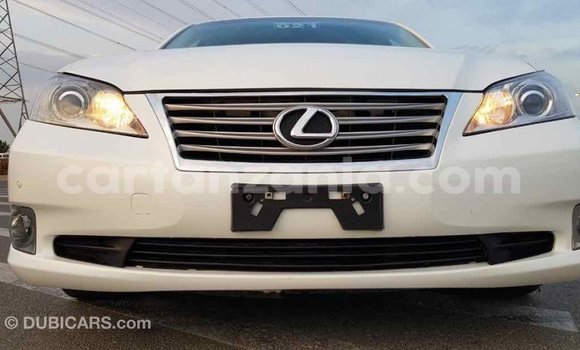 Nunua Imported Lexus ES Nyeupe Gari ndani ya Import - Dubai nchini Arusha Nunua Imported Lexus ES Nyeupe Gari ndani ya Import - Dubai nchini Arusha