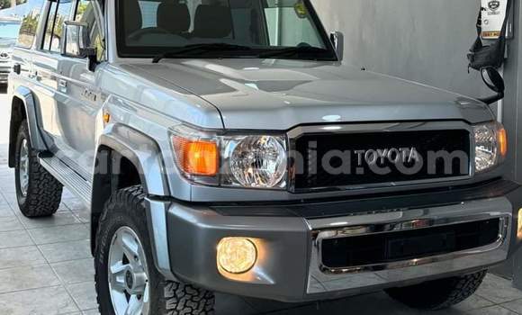 Buy Import Toyota Land Cruiser Silver Car in Dar es Salaam in Dar es Salaam