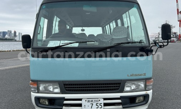 Buy Import Hino 300 Series Blue Truck in Dar es Salaam in Dar es Salaam