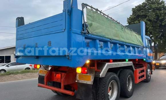 Buy Import Mitsubishi Fuso Fighter Blue Truck in Dar es Salaam in Dar es Salaam Buy Import Mitsubishi Fuso Fighter Blue Truck in Dar es Salaam in Dar es Salaam