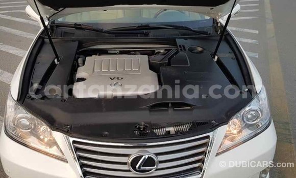 Buy Import Lexus ES White Car in Import - Dubai in Arusha