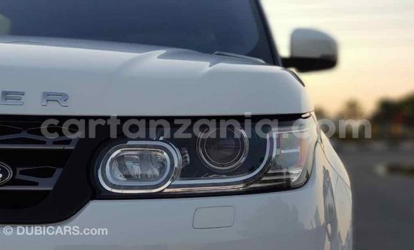 Buy Import Land Rover Range Rover White Car in Import - Dubai in Arusha Buy Import Land Rover Range Rover White Car in Import - Dubai in Arusha
