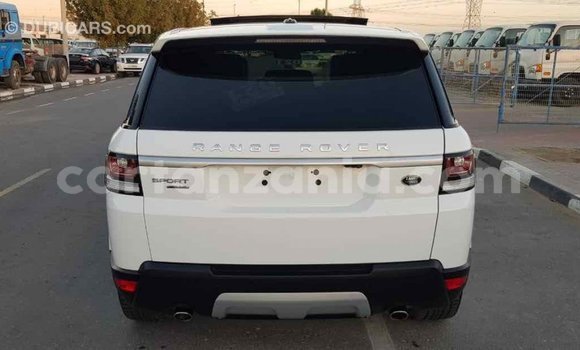 Buy Import Land Rover Range Rover White Car in Import - Dubai in Arusha Buy Import Land Rover Range Rover White Car in Import - Dubai in Arusha