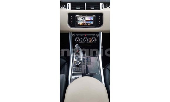 Buy Import Land Rover Range Rover White Car in Import - Dubai in Arusha Buy Import Land Rover Range Rover White Car in Import - Dubai in Arusha
