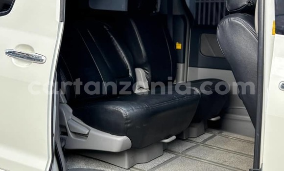 Buy Used Alpina B10 White Car in Dar es Salaam in Dar es Salaam Buy Used Alpina B10 White Car in Dar es Salaam in Dar es Salaam