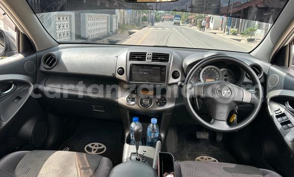 Buy Used Toyota RAV4 Silver Car in Dar es Salaam in Dar es Salaam Buy Used Toyota RAV4 Silver Car in Dar es Salaam in Dar es Salaam