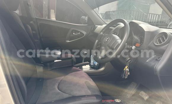 Buy Used Toyota RAV4 Silver Car in Dar es Salaam in Dar es Salaam Buy Used Toyota RAV4 Silver Car in Dar es Salaam in Dar es Salaam