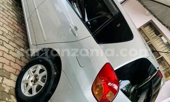 Buy Used Toyota Spacio White Car in Biharamulo in Kagera Buy Used Toyota Spacio White Car in Biharamulo in Kagera