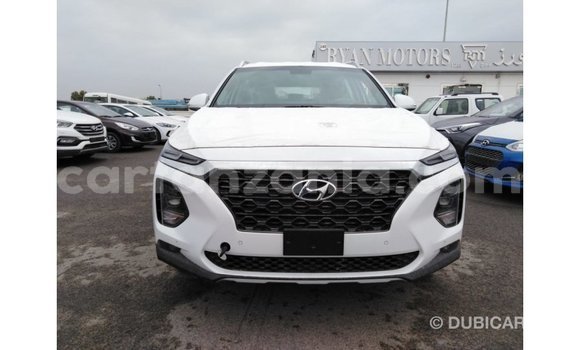 Buy Import Hyundai Santa Fe White Car in Import - Dubai in Arusha Buy Import Hyundai Santa Fe White Car in Import - Dubai in Arusha