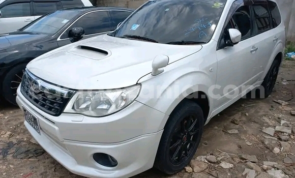 Buy Used Subaru Impreza White Car in Bariadi in Simiyu Buy Used Subaru Impreza White Car in Bariadi in Simiyu