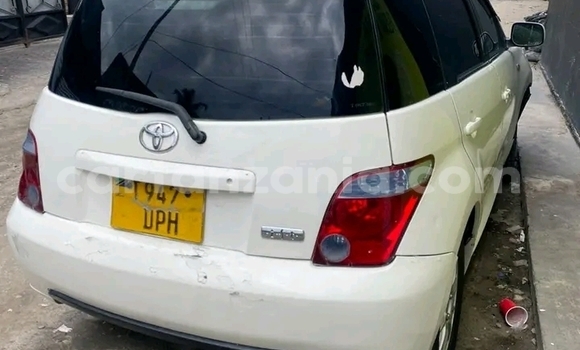 Nunua Ilio tumika Toyota IST Nyeupe Gari ndani ya Busega nchini Simiyu Nunua Ilio tumika Toyota IST Nyeupe Gari ndani ya Busega nchini Simiyu