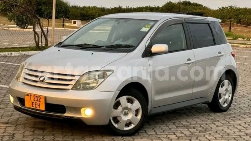 Big with watermark toyota ist geita chato 23918