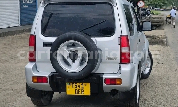 Buy Used Suzuki Jimny White Car in Buhigwe in Kigoma Buy Used Suzuki Jimny White Car in Buhigwe in Kigoma