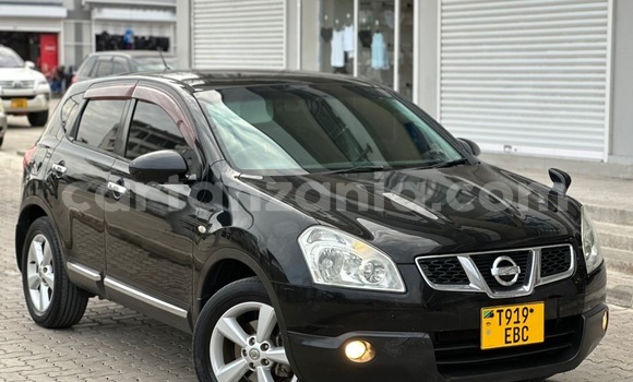 Nunua Ilio tumika Nissan Dualis Nyeusi Gari ndani ya Dar es Salaam nchini Dar es Salaam