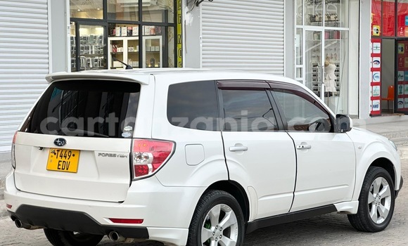 Nunua Ilio tumika Subaru Forester Nyeupe Gari ndani ya Dar es Salaam nchini Dar es Salaam Nunua Ilio tumika Subaru Forester Nyeupe Gari ndani ya Dar es Salaam nchini Dar es Salaam