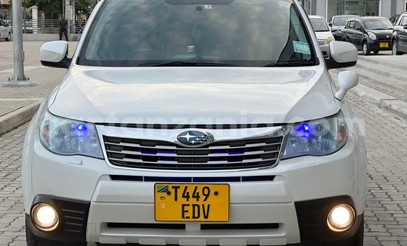 Nunua Ilio tumika Subaru Forester Nyeupe Gari ndani ya Dar es Salaam nchini Dar es Salaam Nunua Ilio tumika Subaru Forester Nyeupe Gari ndani ya Dar es Salaam nchini Dar es Salaam
